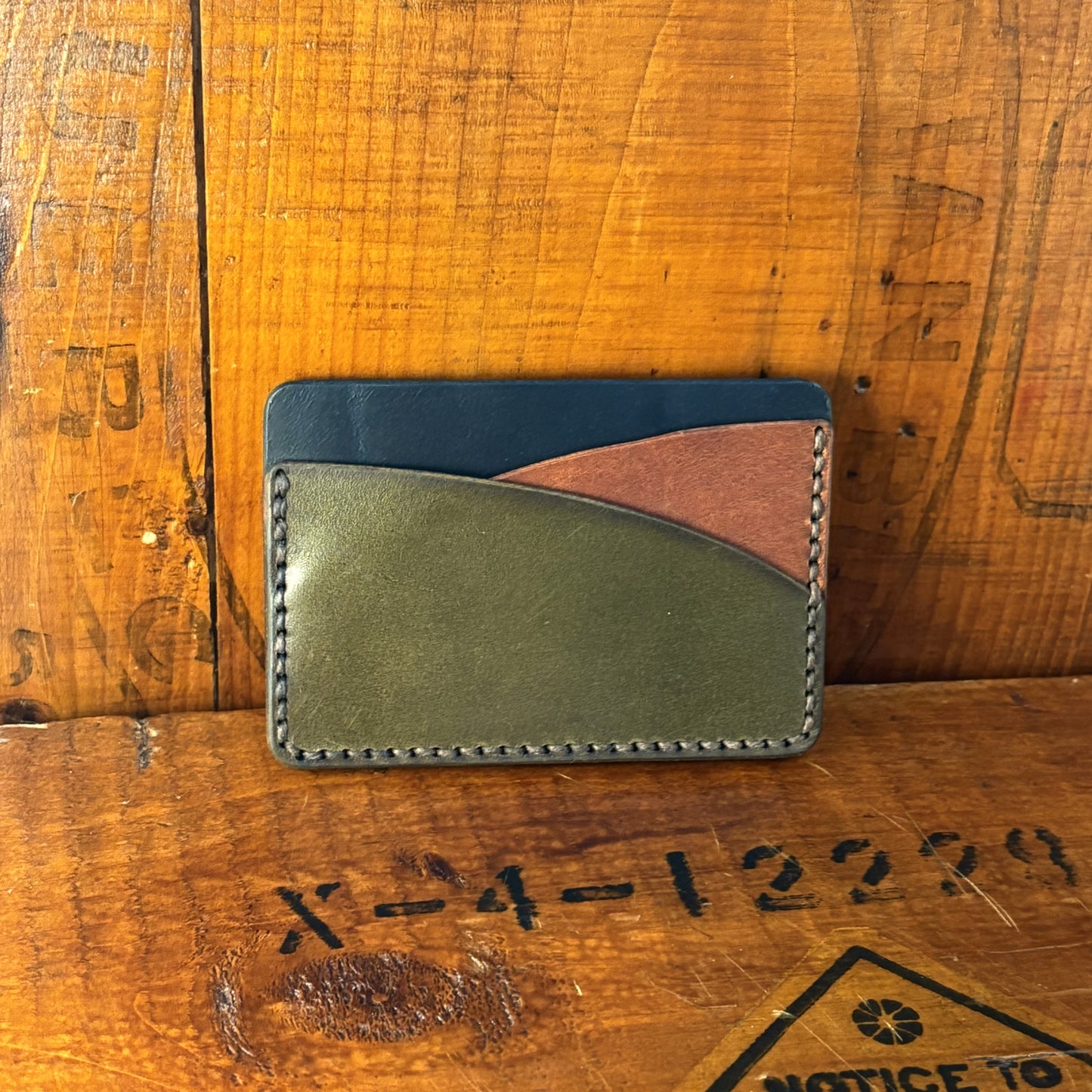 Hills Cardholder